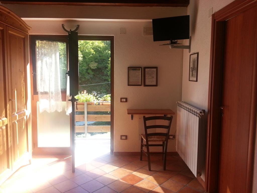 Agriturismo Miralago Scanno Camera foto